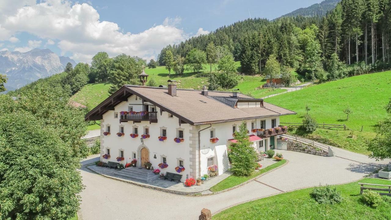 Ferienwohnung Oberdeutinghof Saalfelden Exterior foto